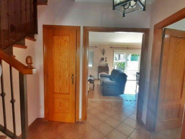 7 Bedrooms Villa in Guadalmina Baja
