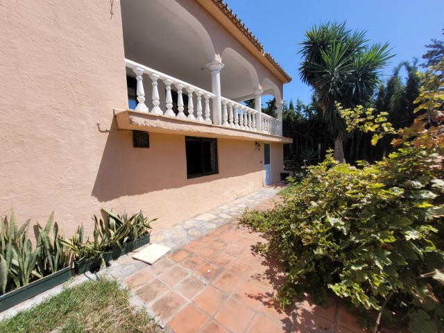 4 Bedrooms Villa in Río Real