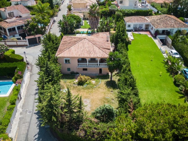 Villa, Rio Real, R4360555