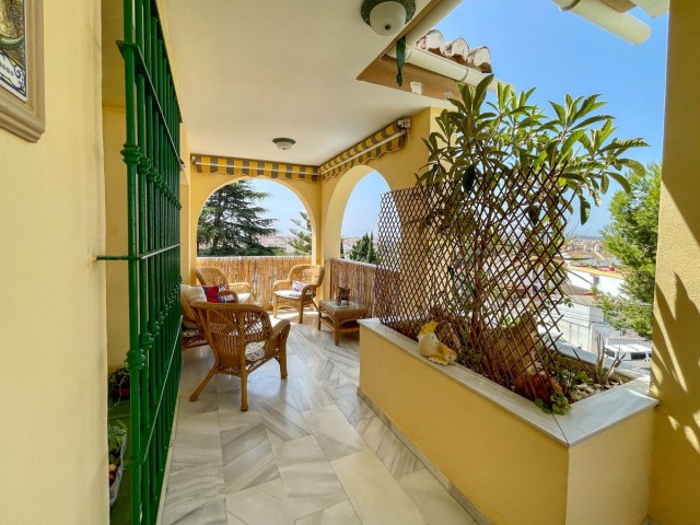Villa con 3 Dormitorios  en El Coto