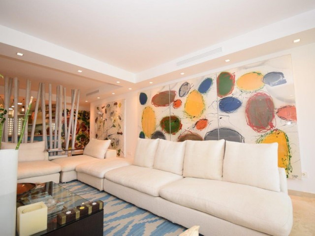 Apartamento con 3 Dormitorios  en Costalita