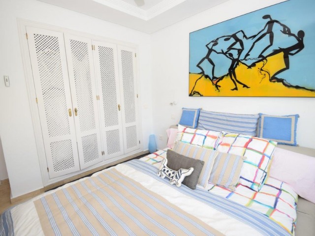 Apartamento con 3 Dormitorios  en Costalita