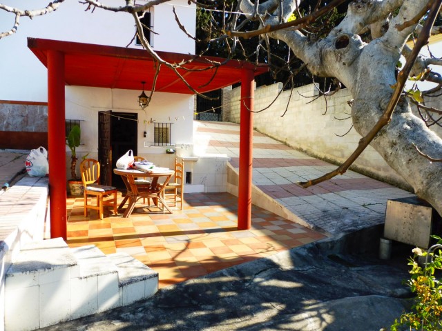 Villa con 2 Dormitorios  en Marbella
