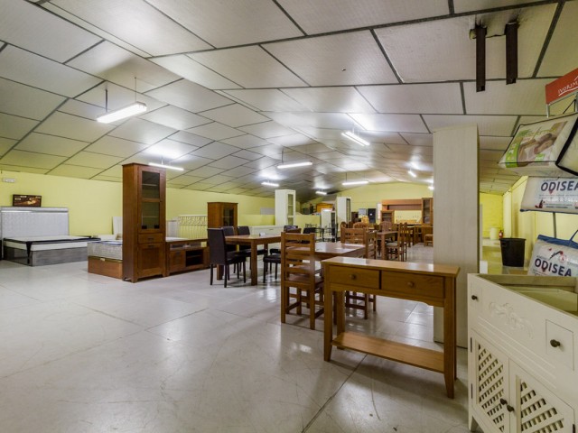 Commercial in Estepona