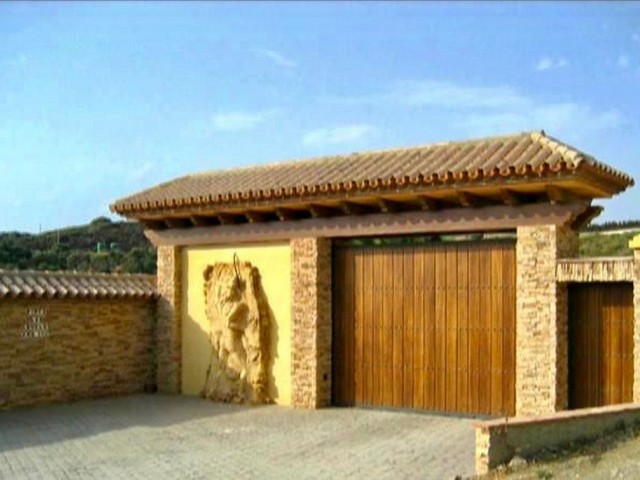5 Makuuhuoneen Huvila Estepona