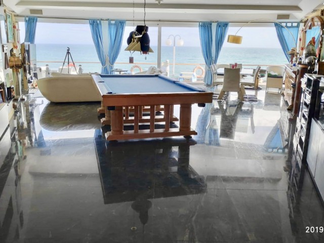 Villa avec 6 Chambres  à El Chaparral