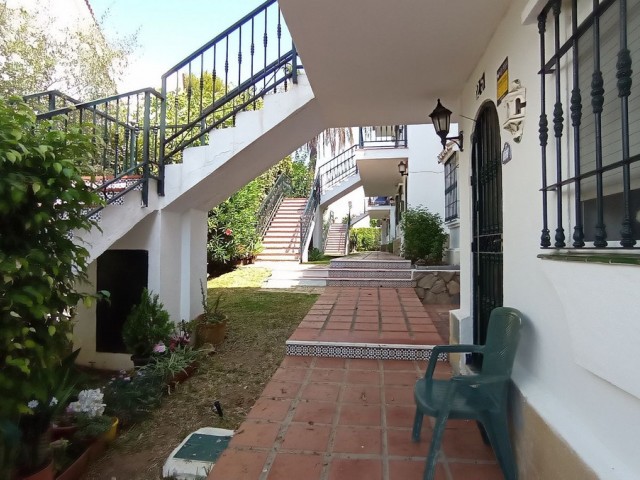 Apartment, Riviera del Sol, R4405843