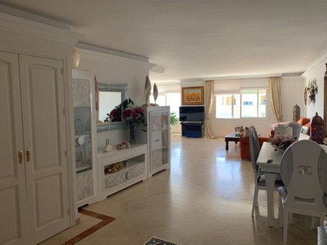 Penthouse in Estepona