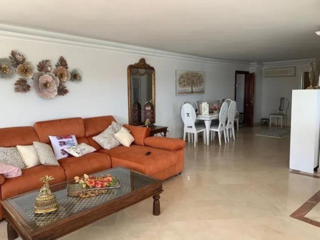 Penthouse in Estepona