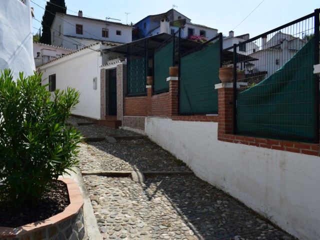 Villa con 4 Dormitorios  en Las Zorrillas