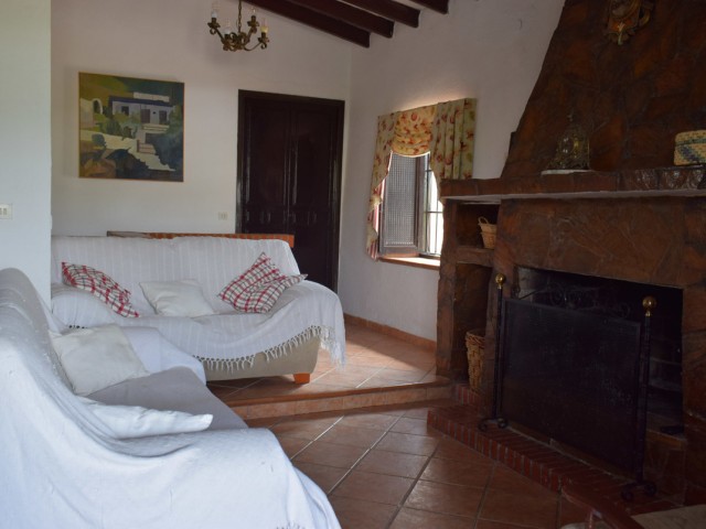 Villa con 4 Dormitorios  en Las Zorrillas