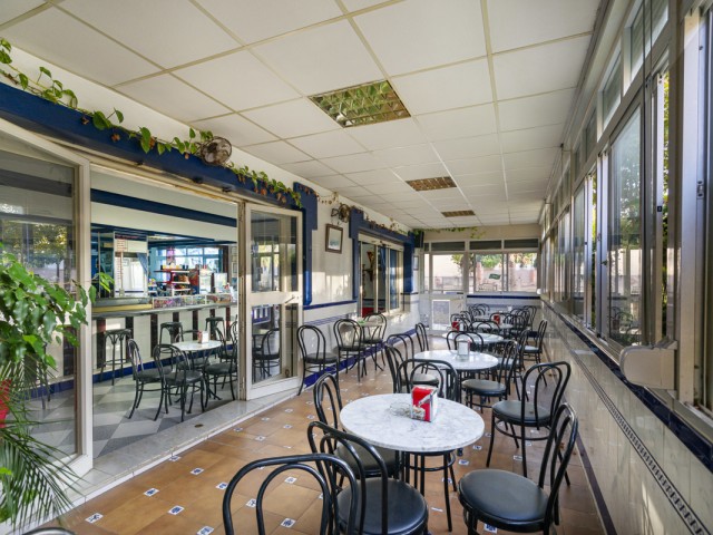 Commercial, Arroyo de la Miel, R3472411