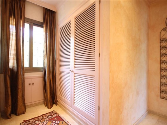 6 Makuuhuoneen Huvila Los Monteros