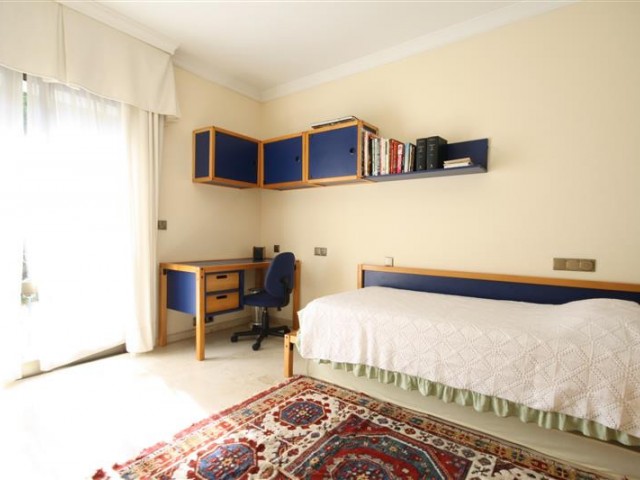 6 Makuuhuoneen Huvila Los Monteros