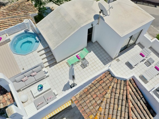 Penthouse in Elviria