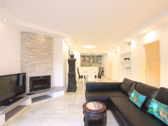 Penthouse in Elviria