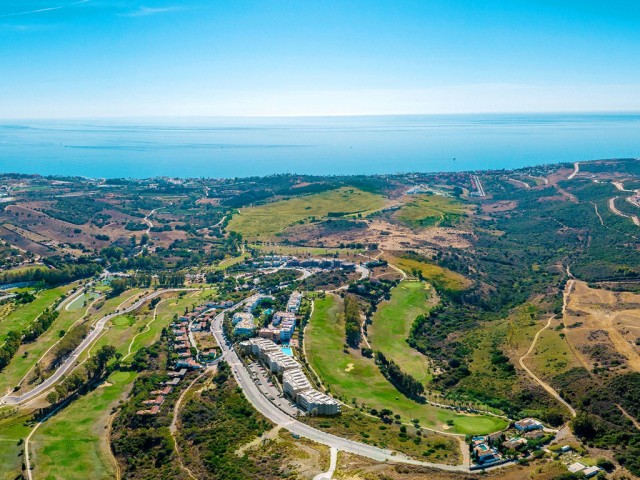 Penthouse avec 2 Chambres  à Estepona