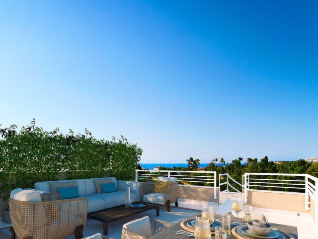 Penthouse avec 2 Chambres  à Estepona