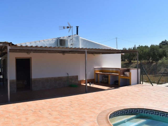 2 Bedrooms Villa in Alhaurín el Grande