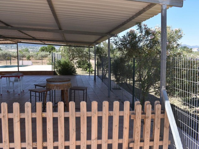 2 Bedrooms Villa in Alhaurín el Grande