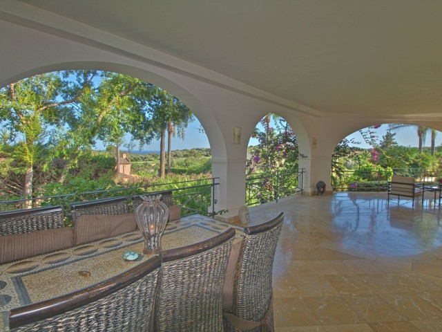 4 Bedrooms Villa in Sotogrande Alto