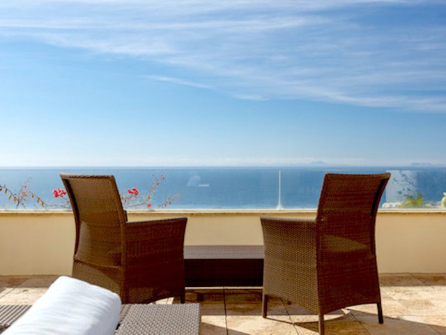 3 Makuuhuoneen Huoneisto Altos de los Monteros