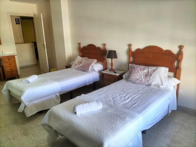 Liikekiinteistö San Pedro de Alcántara