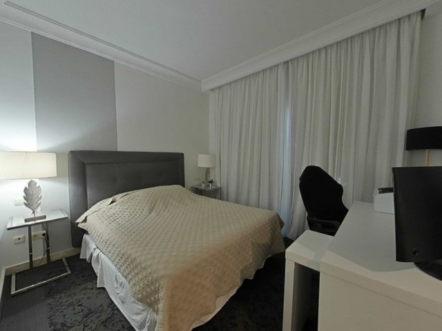 4 Bedrooms Apartment in Nueva Andalucía