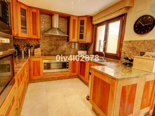 10 Bedrooms Villa in Benalmadena Pueblo