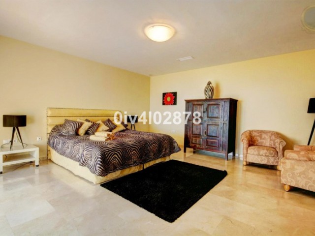 10 Bedrooms Villa in Benalmadena Pueblo
