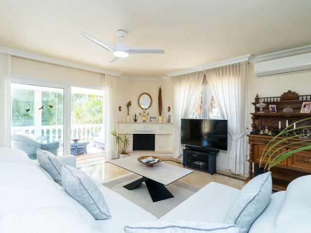 Huvila, Torrenueva, R4437910