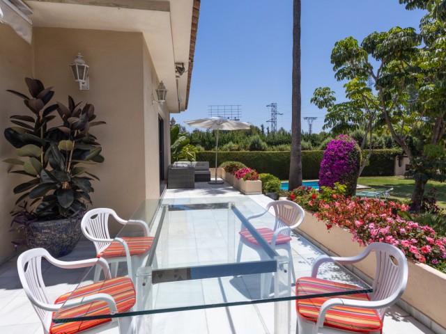 7 Bedrooms Villa in Marbella