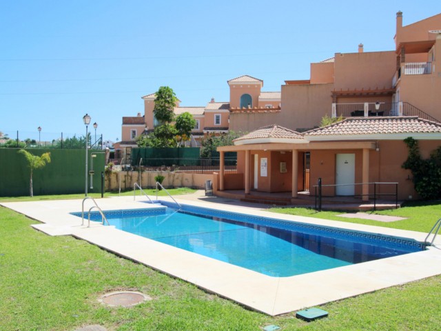 Maison mitoyenne, Riviera del Sol, R4440013