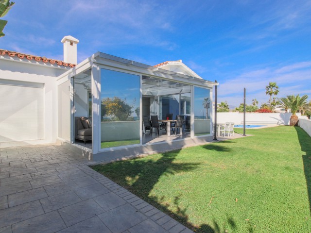 3 Soveroms Villa i New Golden Mile