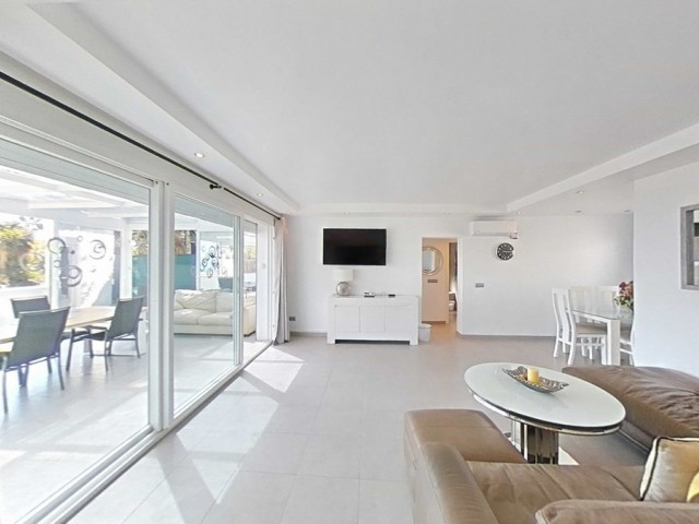 3 Sovrums Villa i New Golden Mile