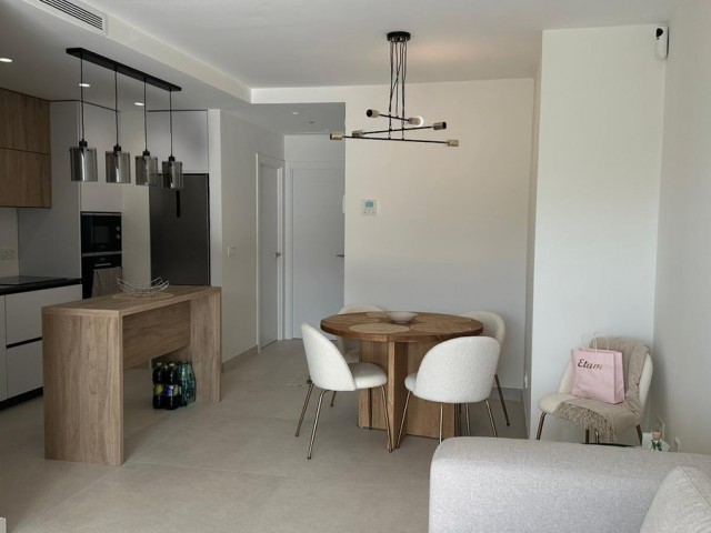 Apartamento con 3 Dormitorios  en La Quinta