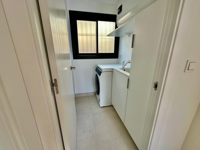 Apartamento con 3 Dormitorios  en La Quinta