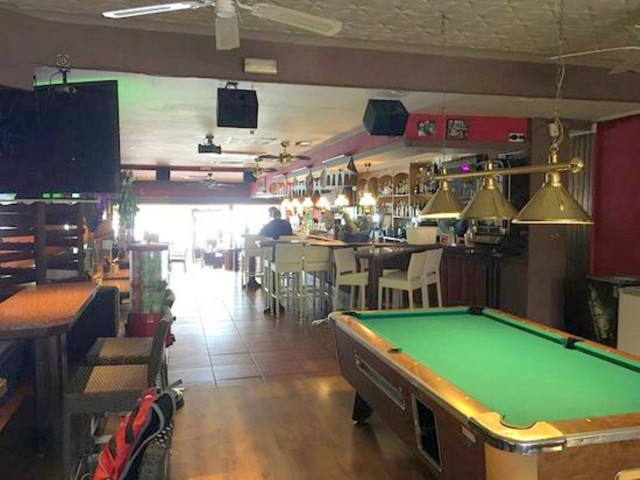 Liikekiinteistö Fuengirola