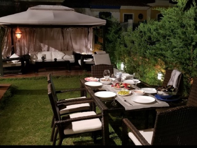 4 Bedrooms Townhouse in San Pedro de Alcántara