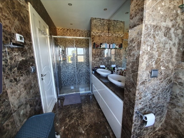 Maison mitoyenne avec 4 Chambres  à San Pedro de Alcántara