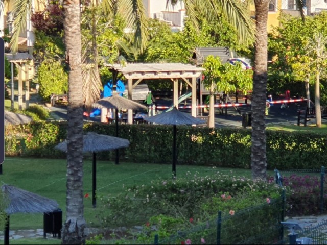 Maison mitoyenne avec 4 Chambres  à San Pedro de Alcántara