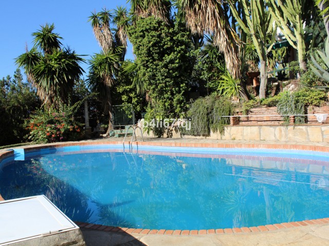 7 Soveroms Villa i Atalaya