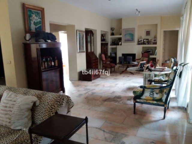 7 Soveroms Villa i Atalaya