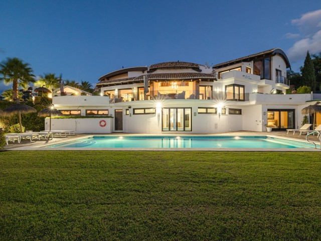 8 Schlafzimmer Villa in Los Flamingos