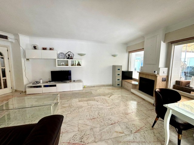 Apartment, Fuengirola, R4505200