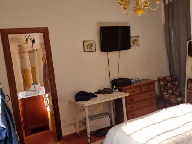 Villa con 3 Dormitorios  en Alhaurín de la Torre