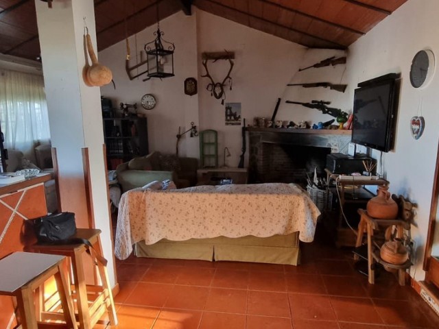 Villa con 3 Dormitorios  en Alhaurín de la Torre