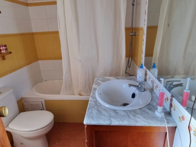 Villa con 3 Dormitorios  en Alhaurín de la Torre