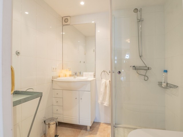 Villa con 6 Dormitorios  en Torrenueva