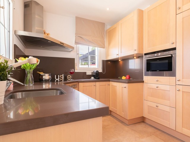 Villa con 6 Dormitorios  en Torrenueva